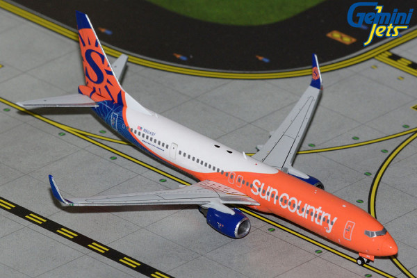 GeminiJets Boeing 737-900ER Sun Country N904SY 1:400 Modellflugzeug