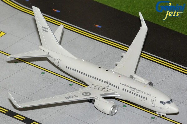 GeminiJets Boeing 737-700 Argentina Air Force Fuerza Aérea T-99 1:200 Modellflugzeug