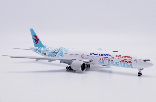 JC Wings Boeing 777-300ER China Eastern "Shanghai Museum" Flaps Down B-7349 1:400 Modellflugzeug