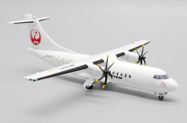 JC Wings ATR 42-600 Hakkaido Air System JA12HC 1:200 Modellflugzeug