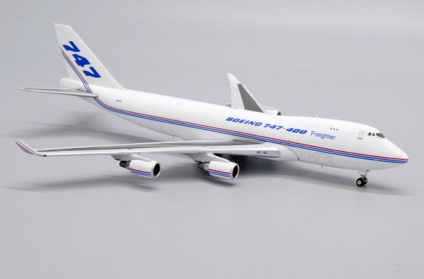 JC Wings Boeing 747-400F House Color N6005C 1:400 Modellflugzeug