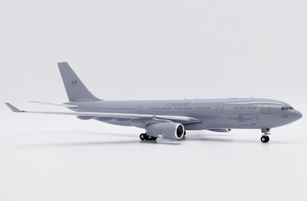 JC Wings Airbus CC-330 Husky RCAF Royal Canadian Air Force 330003 1:200 Modellflugzeug