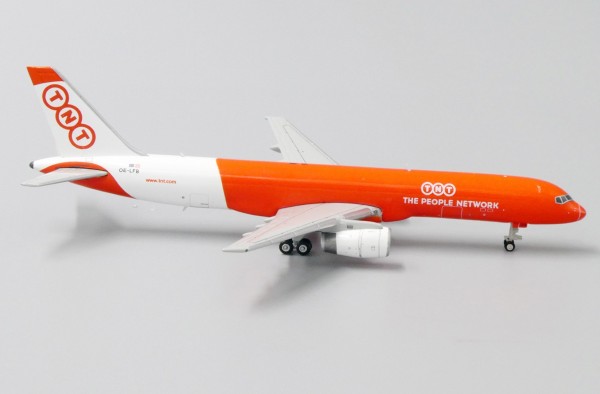 JC Wings Boeing 757-200F TNT OE-LFB 1:400 Modellflugzeug
