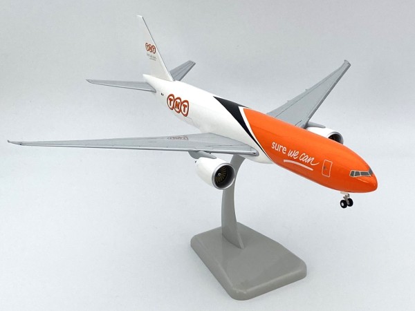 Boeing 777F TNT Express Scale 1/200