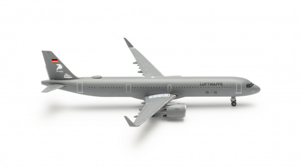 Herpa Wings Airbus A321LR Luftwaffe "70 Jahre Luftwaffe" 15+10 1:500 Modellflugzeug