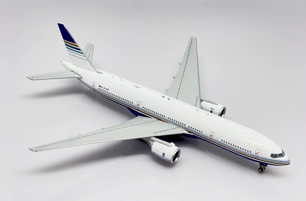 JC Wings Boeing 777-200ER Privilege Style EC-MUA 1:400 Modellflugzeug