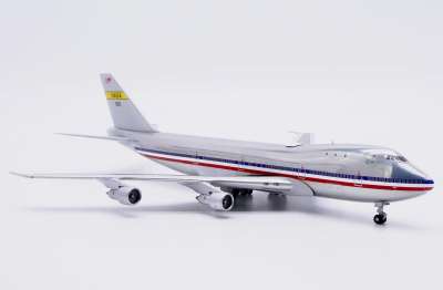Modello Aereo Boeing 747-400 N401PW Patriot Model &ndash; Scala 1:400, Colori House, Diecast