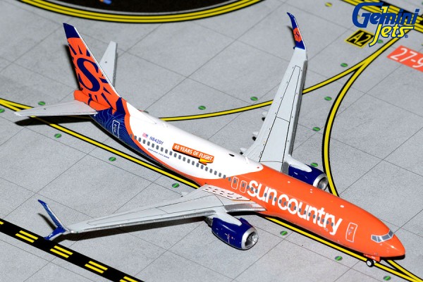 Boeing 737-800S Sun Country Airlines "40 Years of Flight" N842SY Scale 1/400
