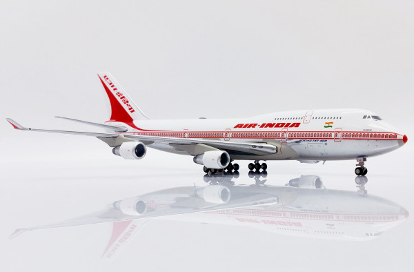 JC Wings Boeing 747-400 Air India VT-ESP 1:400 Modellflugzeug