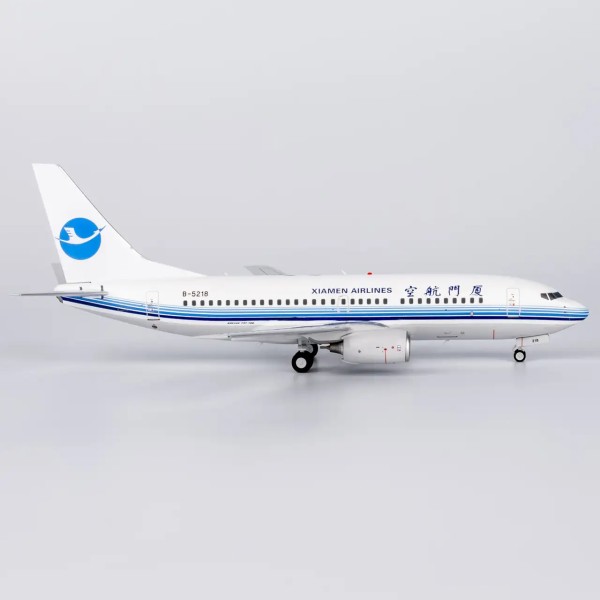 NG Model Boeing 737-700 Xiamen "old colors" B-5218 1:200 Modellflugzeug