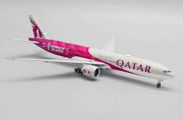 Boeing 777-300ER Qatar Airways "World Cup Livery" A7-BEB Scale 1/400