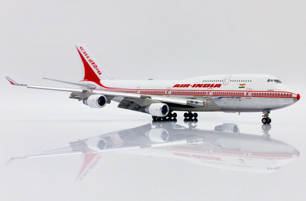 JC Wings Boeing 747-400 Air India VT-ESP 1:400 Modellflugzeug