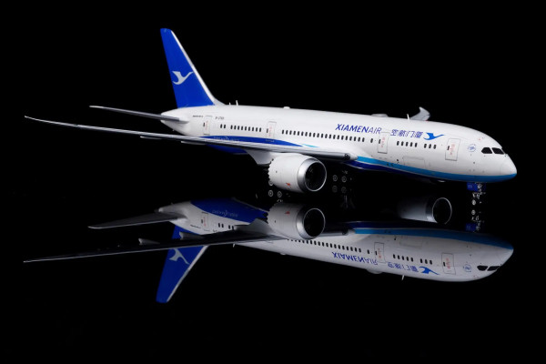 SQ Wings Boeing 787-8 Xiamen B-2769 1:200 Modellflugzeug