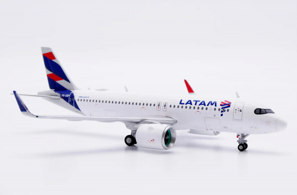JC Wings Airbus A320neo LATAM "Brazil Voando" PR-XBP 1:400 Modellflugzeug