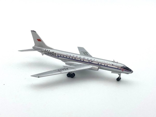 Tupolev TU-104A Aeroflot CCCP-L5415 Scale 1/400