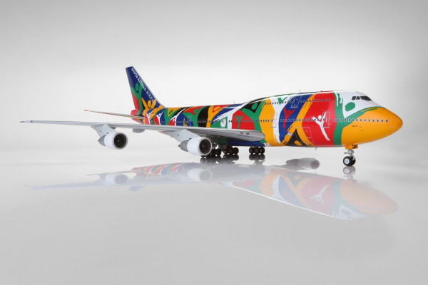 SQ Wings Boeing 747-300 South African "Ndizani" ZS-SAJ 1:200 Modellflugzeug
