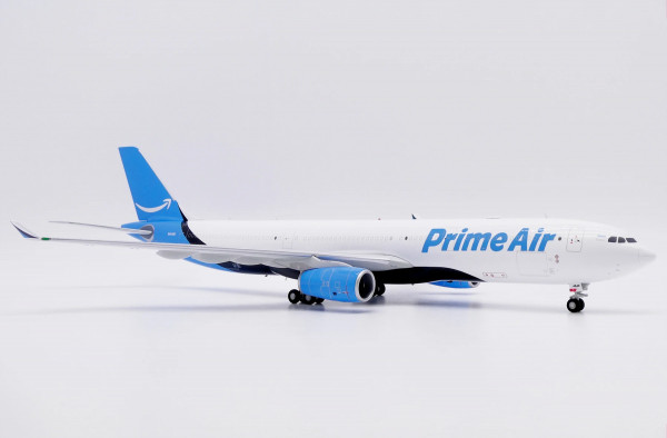 JC Wings Airbus A330-300P2F Amazon Prime N4649K 1:200 Modellflugzeug