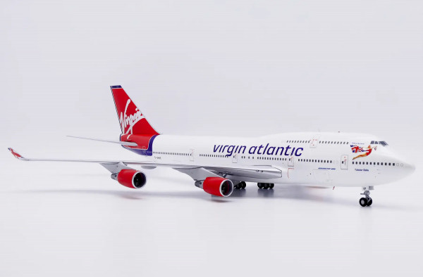 JC Wings Boeing 747-400 Virgin Atlantic "Tubular Belle" G-VHOT 1:200 Modellflugzeug